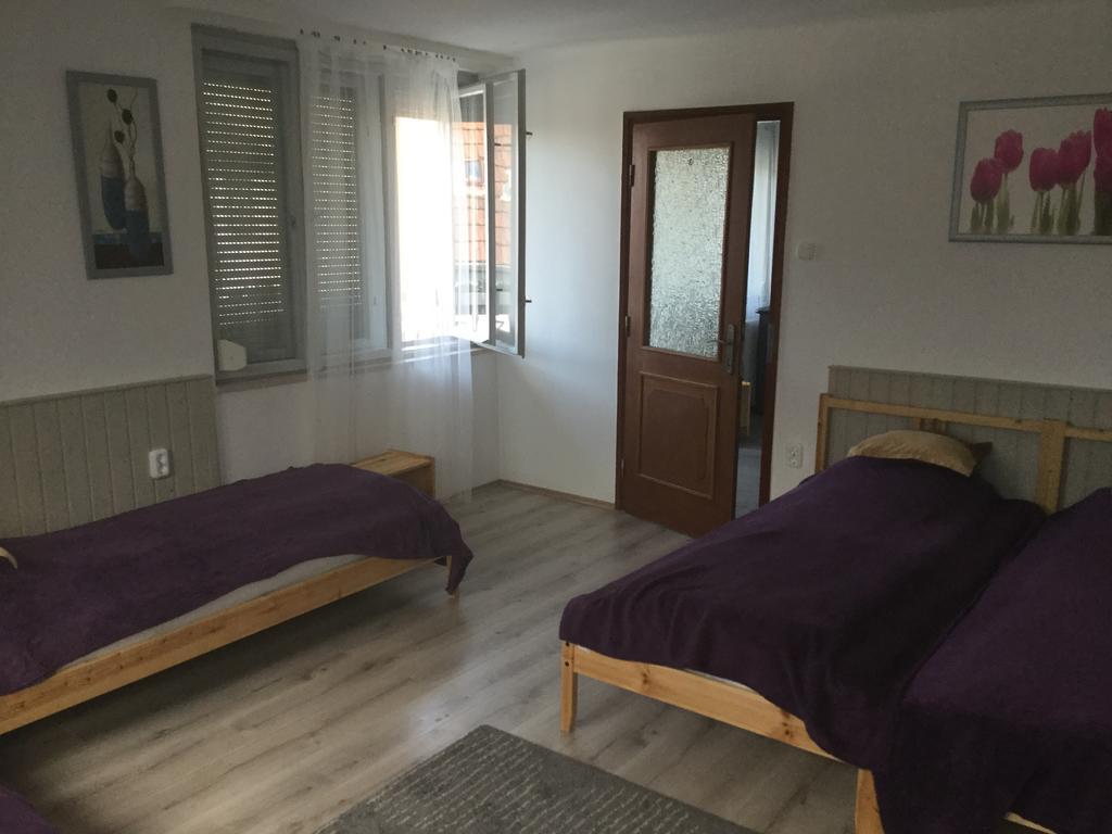 Avas Apartman Miskolc Exterior photo